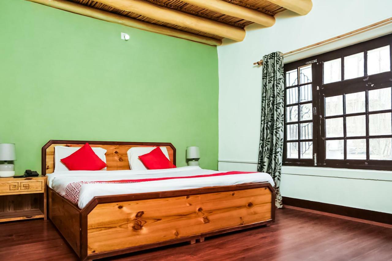 Oyo 37004 City Heart Guest House Leh Exterior foto